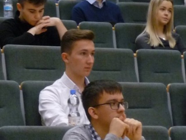 Udział uczniów naszej szkoły w konkursach chemicznych w Tarnowie i Rzeszowie 