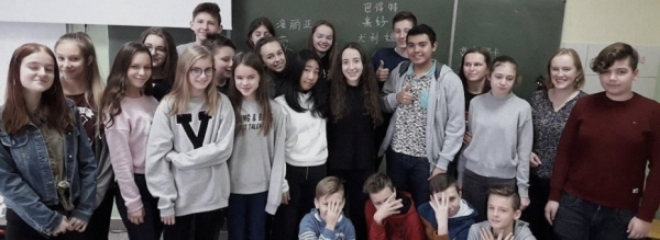 Uczniowie z wymiany AFS z wizytą w ZS Nr 2 w Ropczycach