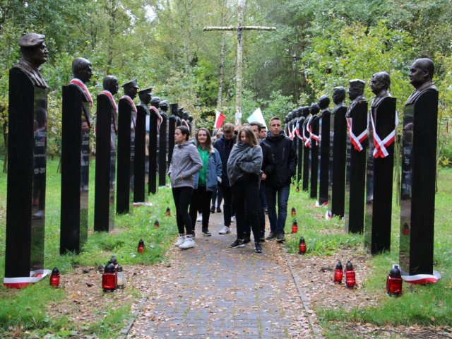 Wycieczka "Ku Niepodległej" do Warszawy