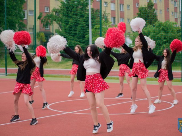 Fotorelacja z uroczystego otwarcia boisk sportowych przy LO im. ks. Piotra Skargi w Sędziszowie Małopolskim