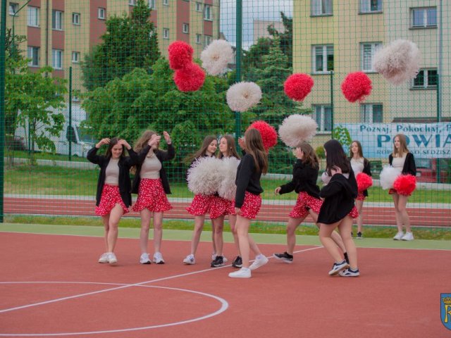 Fotorelacja z uroczystego otwarcia boisk sportowych przy LO im. ks. Piotra Skargi w Sędziszowie Małopolskim