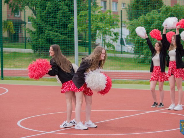 Fotorelacja z uroczystego otwarcia boisk sportowych przy LO im. ks. Piotra Skargi w Sędziszowie Małopolskim