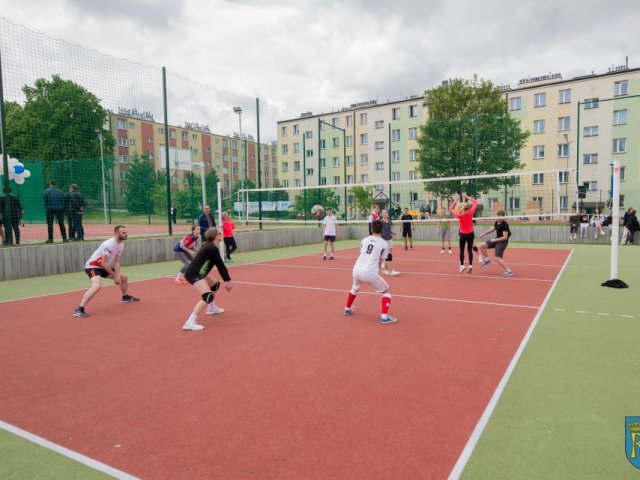 Fotorelacja z uroczystego otwarcia boisk sportowych przy LO im. ks. Piotra Skargi w Sędziszowie Małopolskim