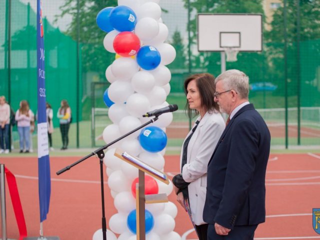 Fotorelacja z uroczystego otwarcia boisk sportowych przy LO im. ks. Piotra Skargi w Sędziszowie Małopolskim