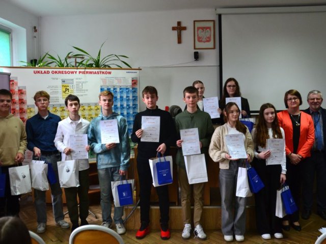 V Powiatowy Turniej Wiedzy Chemicznej