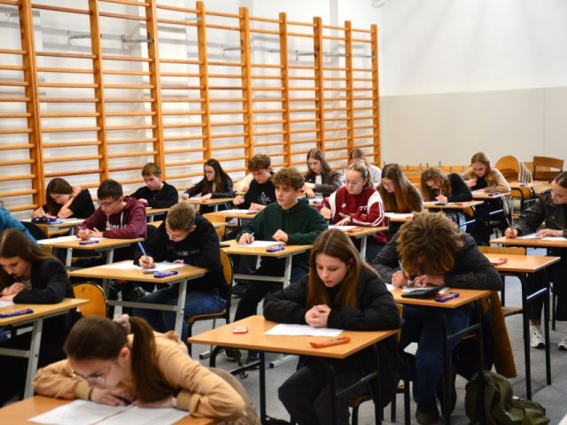 V Powiatowy Turniej Wiedzy Chemicznej