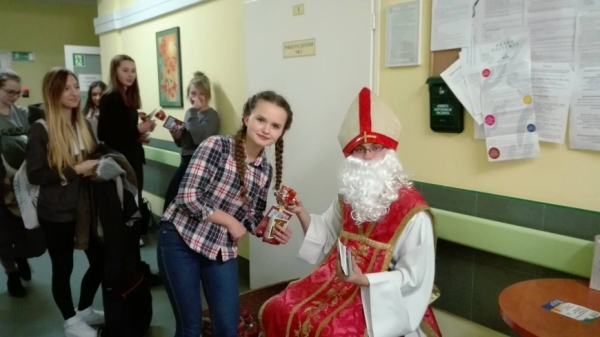 Mikołaj w Szpitalu im. św. o. Pio w Sędziszowie Młp.